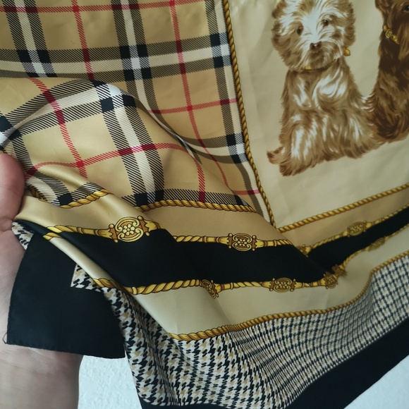 Fancy scarf - Picture 3 of 6